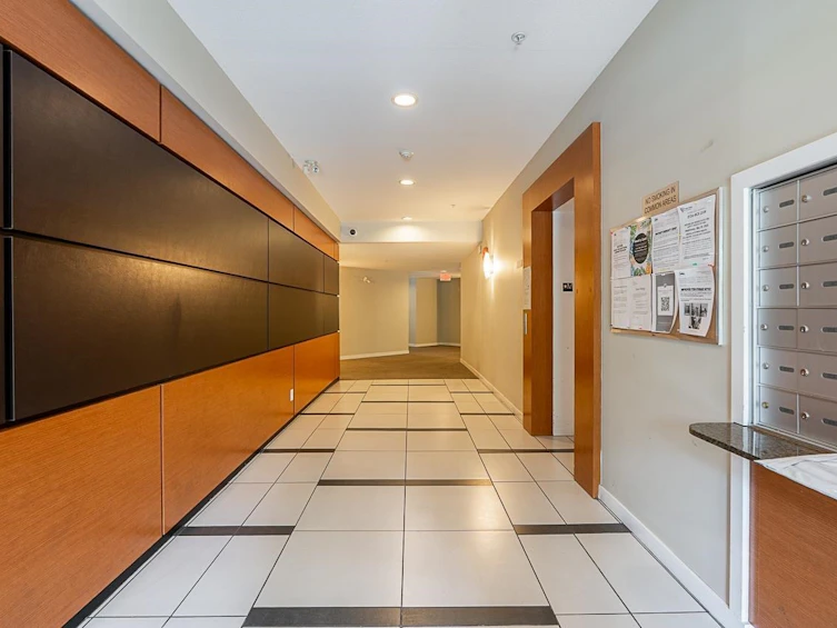 205-10455 University Drive, Surrey, BC, V3T 0A5 - 20