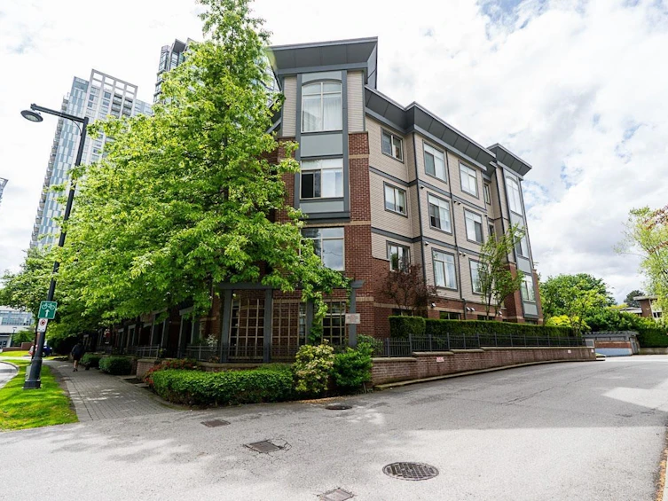 205-10455 University Drive, Surrey, BC, V3T 0A5 - 22
