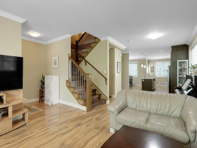 11-9077 150th Street, Surrey, BC, V3R 7Z2 - 8