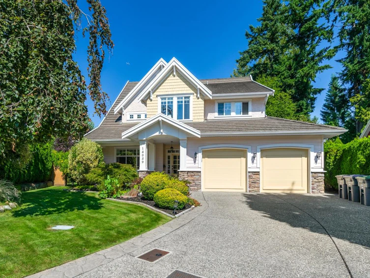 14059 33b Avenue, Surrey, BC, V4P 3P6