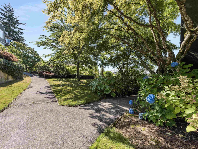 414-2800 Chesterfield Avenue, North Vancouver, BC, V7N 4M1 - 30