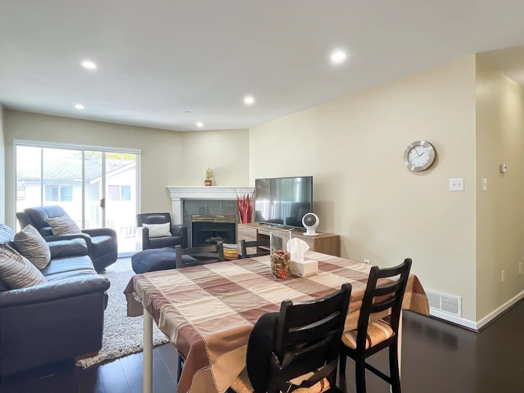 5240 Oliver Drive, Richmond, BC, V6V 2S8 - 9