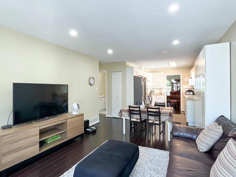 5240 Oliver Drive, Richmond, BC, V6V 2S8 - 11