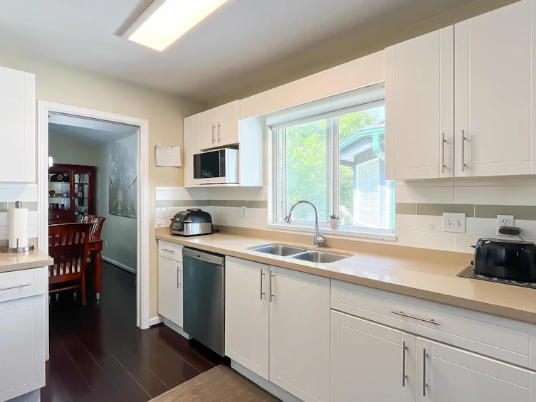 5240 Oliver Drive, Richmond, BC, V6V 2S8 - 12