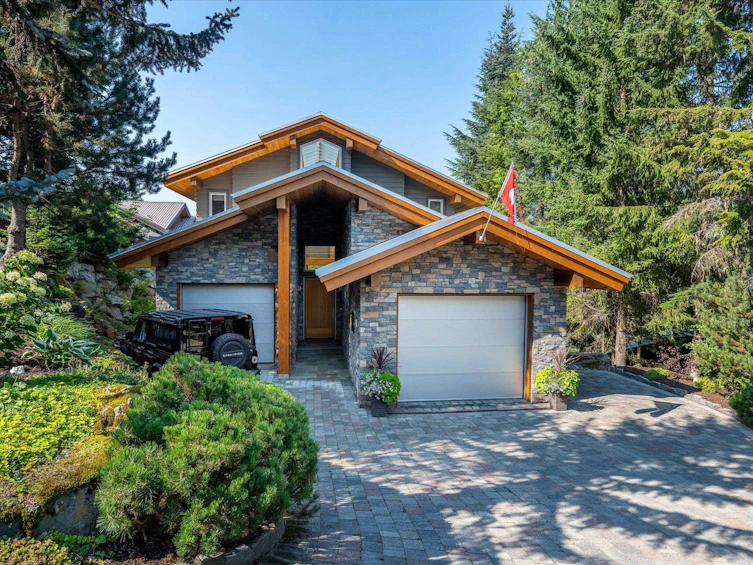 2341 Gondola Way, Whistler, BC, V8E 0N2 - 40
