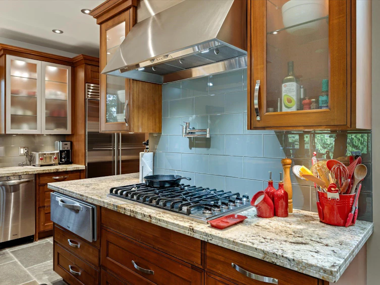 2341 Gondola Way, Whistler, BC, V8E 0N2 - 5