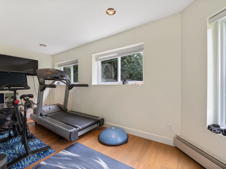 13538 20 Avenue, Surrey, BC, V4A 1Z6 - 36