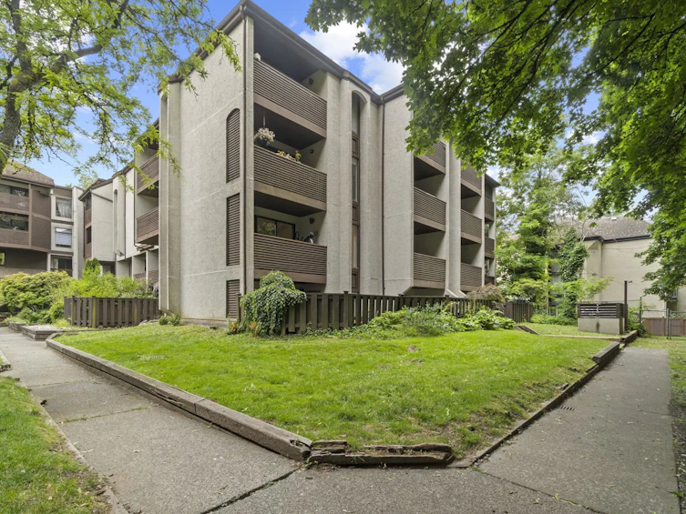 18-385 Ginger Drive, New Westminster, BC, V3L 5L6 - 12
