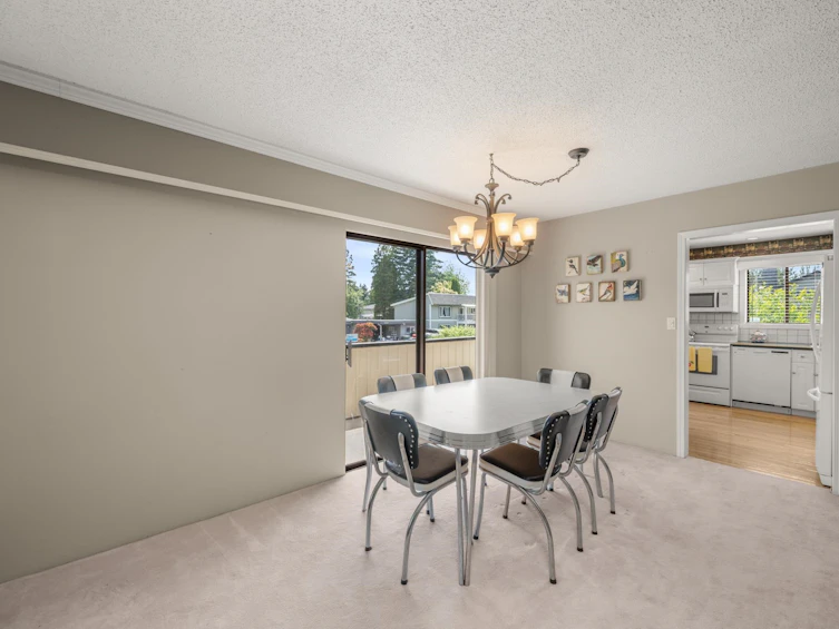 22101 Canuck Crescent, Maple Ridge, BC, V2X 4G1 - 11