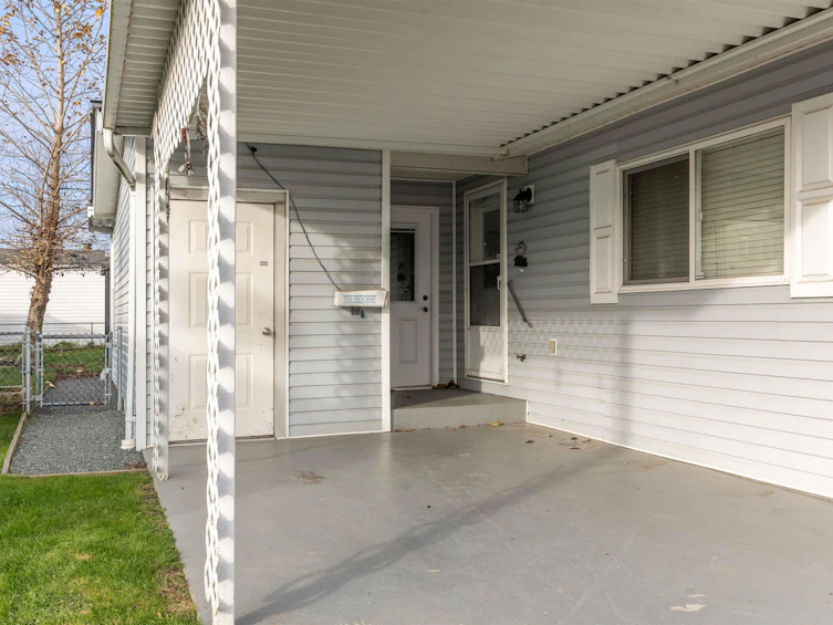 27-45918 Knight Road, Chilliwack, BC, V2R 3X4 - 3