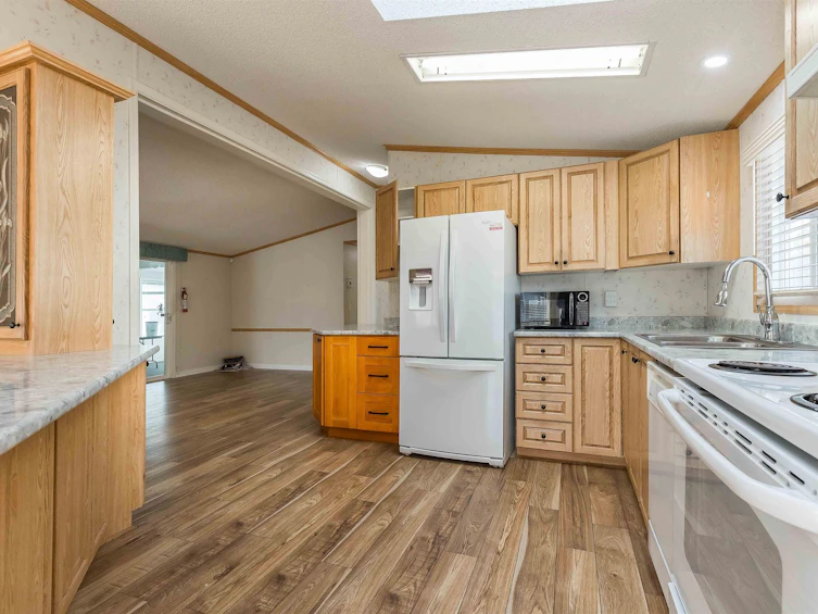 27-45918 Knight Road, Chilliwack, BC, V2R 3X4 - 6