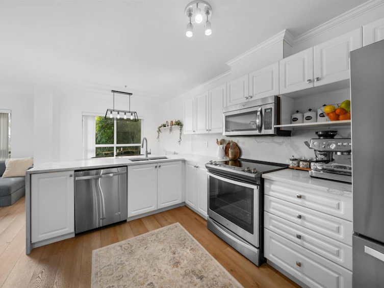 301-22230 North Avenue, Maple Ridge, BC, V2X 2L5 - 10
