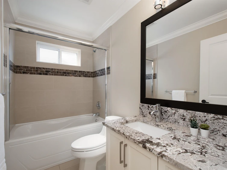 3790 Hoskins Road, North Vancouver, BC, V7K 2N8 - 23