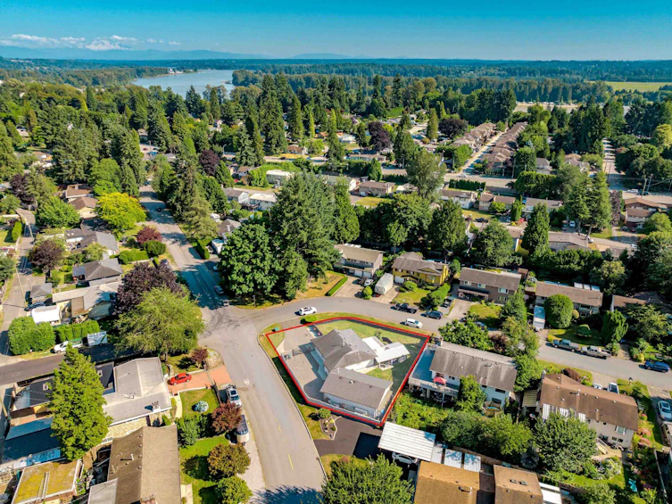 21825 Dover Road, Maple Ridge, BC, V2X 7V6 - 38
