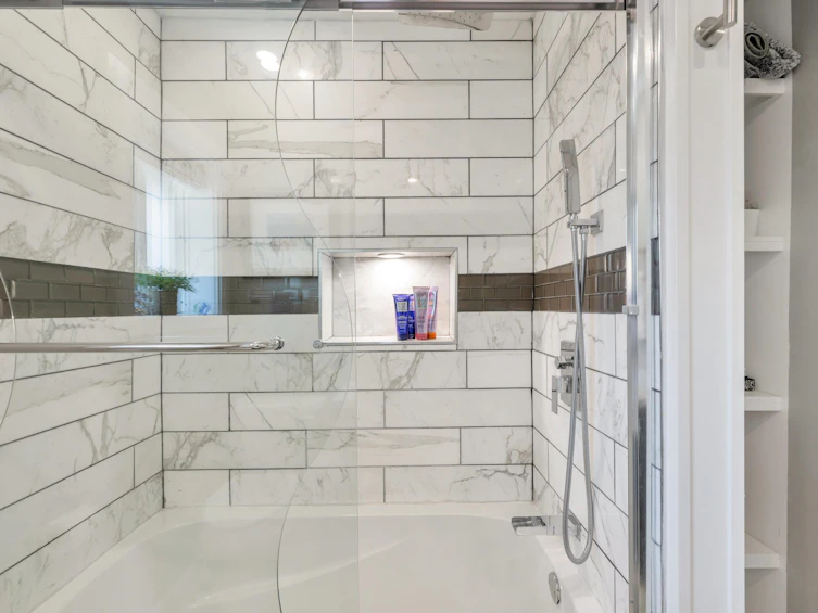 21825 Dover Road, Maple Ridge, BC, V2X 7V6 - 9