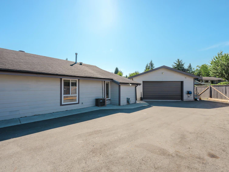21825 Dover Road, Maple Ridge, BC, V2X 7V6 - 32