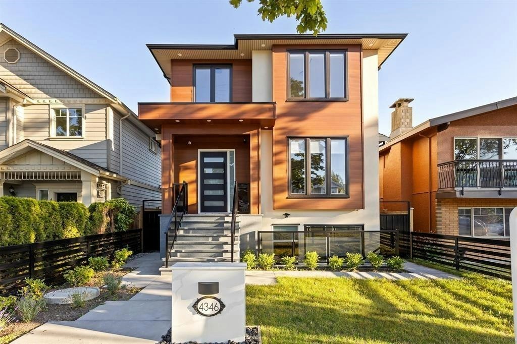 4346 Pender Street, Burnaby, BC, V5C 2M6
