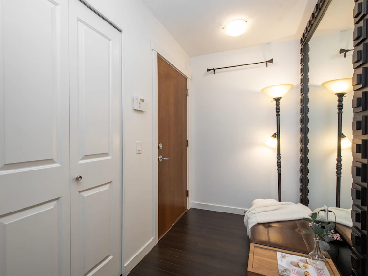 116-119 W 22nd Street, North Vancouver, BC, V7M 0B4 - 24
