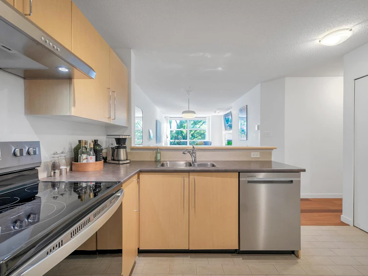 219-2768 Cranberry Drive, Vancouver, BC, V6K 4V1 - 11
