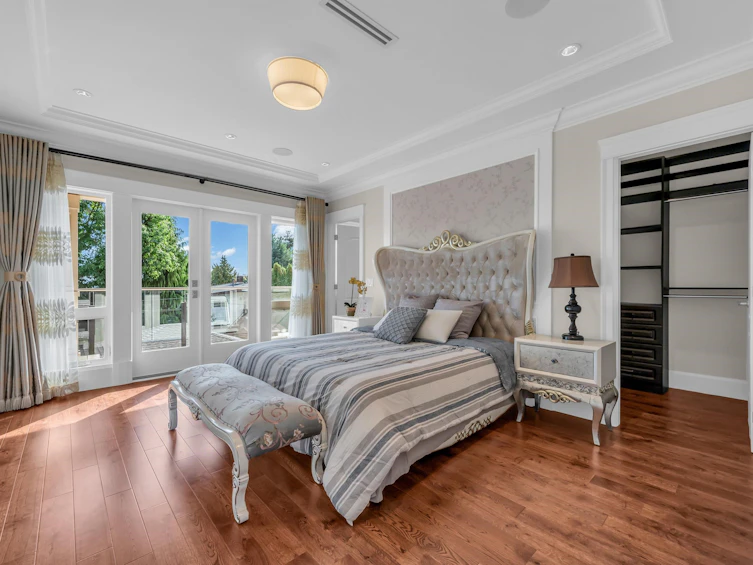 6680 Winch Street, Burnaby, BC, V5B 2L6 - 24