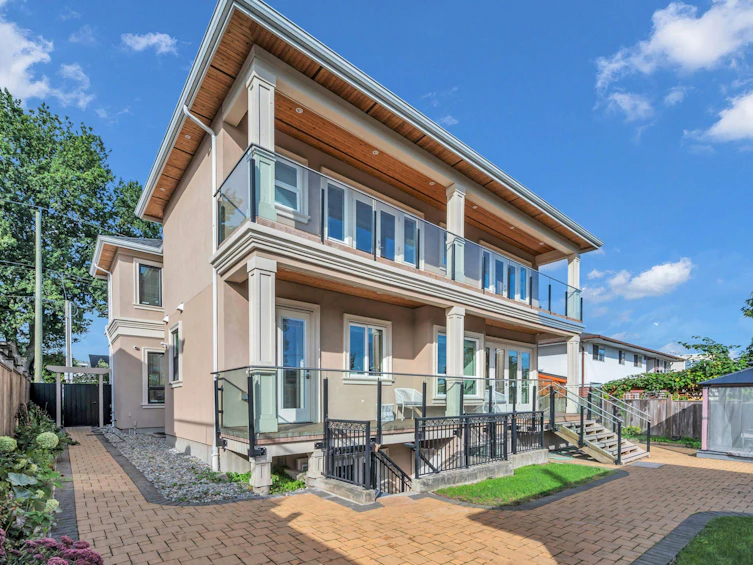 6680 Winch Street, Burnaby, BC, V5B 2L6 - 39