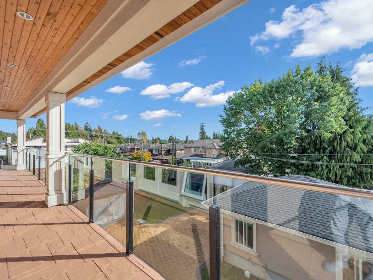 6680 Winch Street, Burnaby, BC, V5B 2L6 - 20