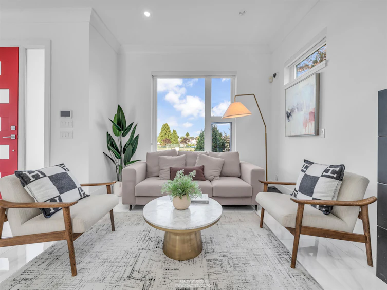90 W 27th Avenue, Vancouver, BC, V5Y 2K3 - 2