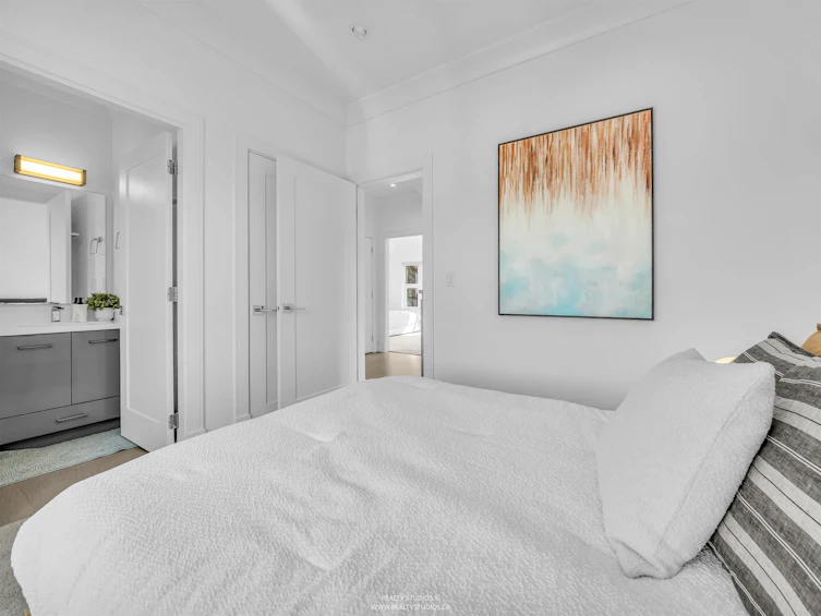 90 W 27th Avenue, Vancouver, BC, V5Y 2K3 - 24