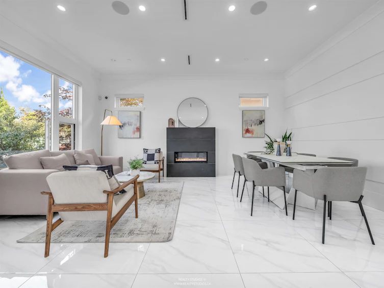 90 W 27th Avenue, Vancouver, BC, V5Y 2K3 - 4
