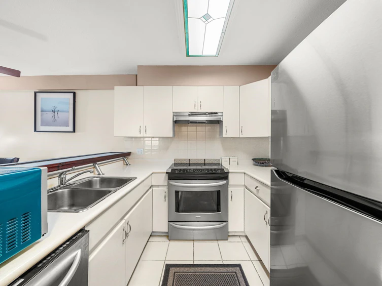 330-7480 St. Albans Road, Richmond, BC, V6Y 2K6 - 10
