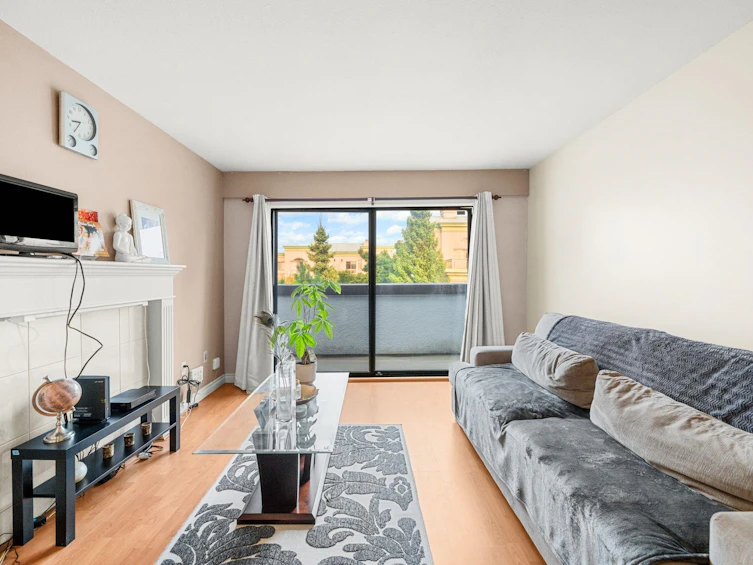 330-7480 St. Albans Road, Richmond, BC, V6Y 2K6 - 2
