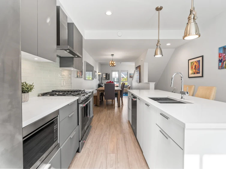 2139 Spring Street, Port Moody, BC, V3H 0J5 - 5