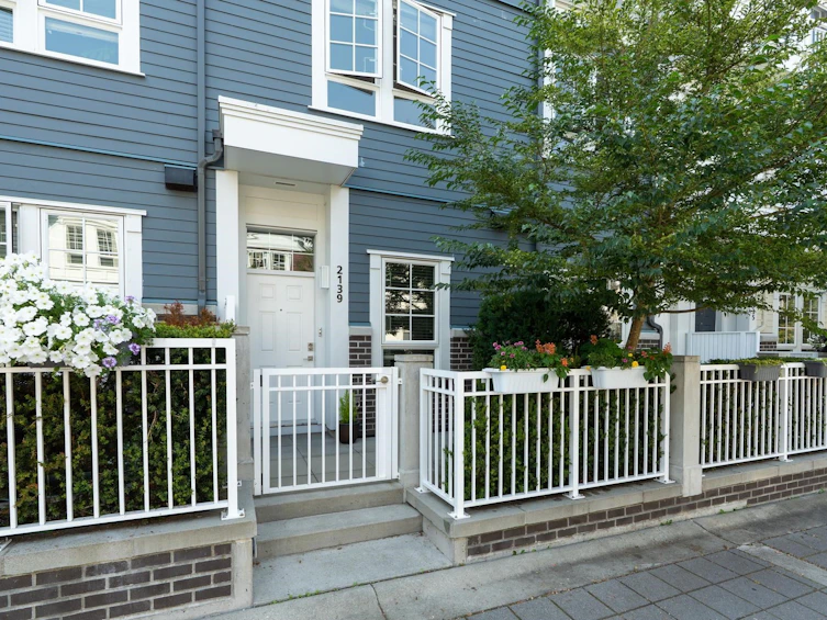 2139 Spring Street, Port Moody, BC, V3H 0J5 - 2