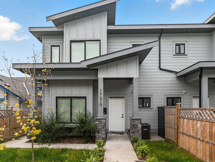 18470 64 Avenue, Surrey, BC, V3S 8J6