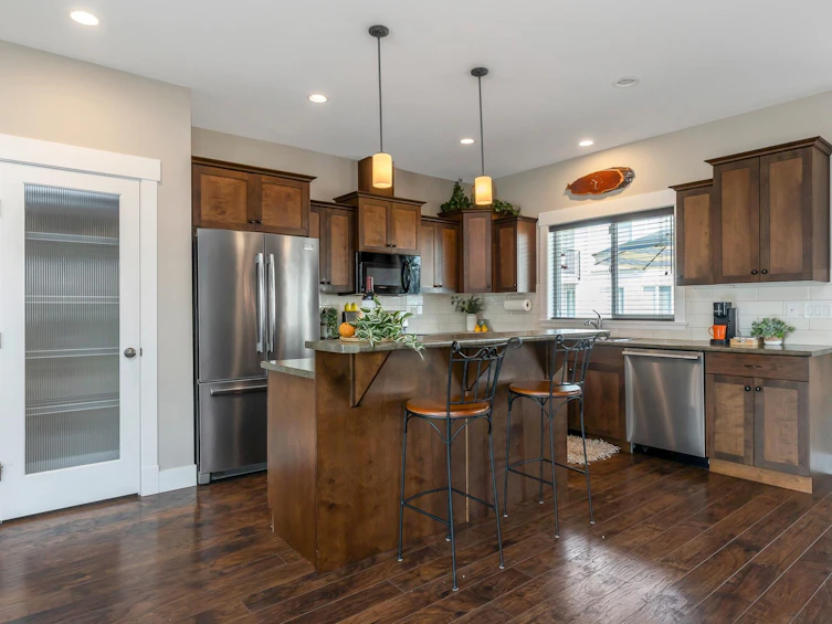 7148 Rochester Avenue, Chilliwack, BC, V2R 2P3 - 3