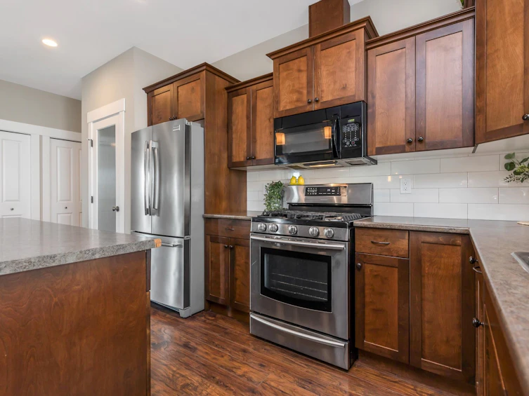 7148 Rochester Avenue, Chilliwack, BC, V2R 2P3 - 7