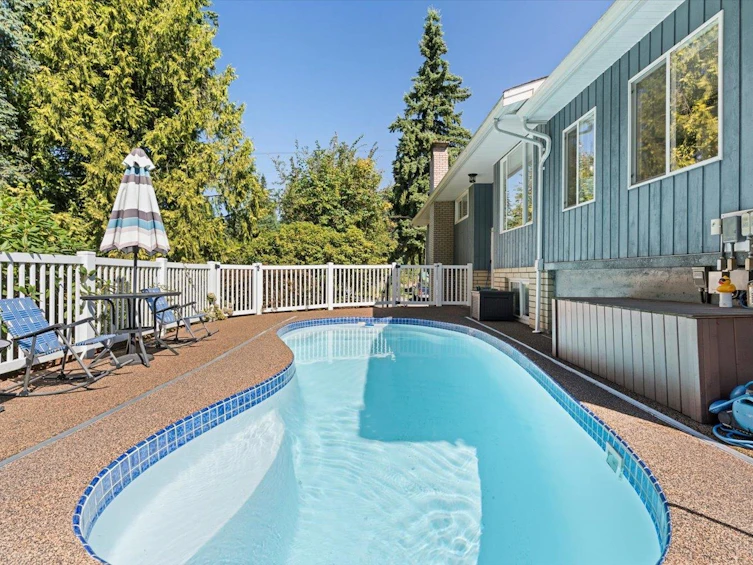 3164 Old Clayburn Road, Abbotsford, BC, V2S 4H3 - 33