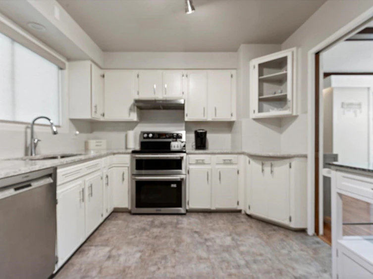 3164 Old Clayburn Road, Abbotsford, BC, V2S 4H3 - 15
