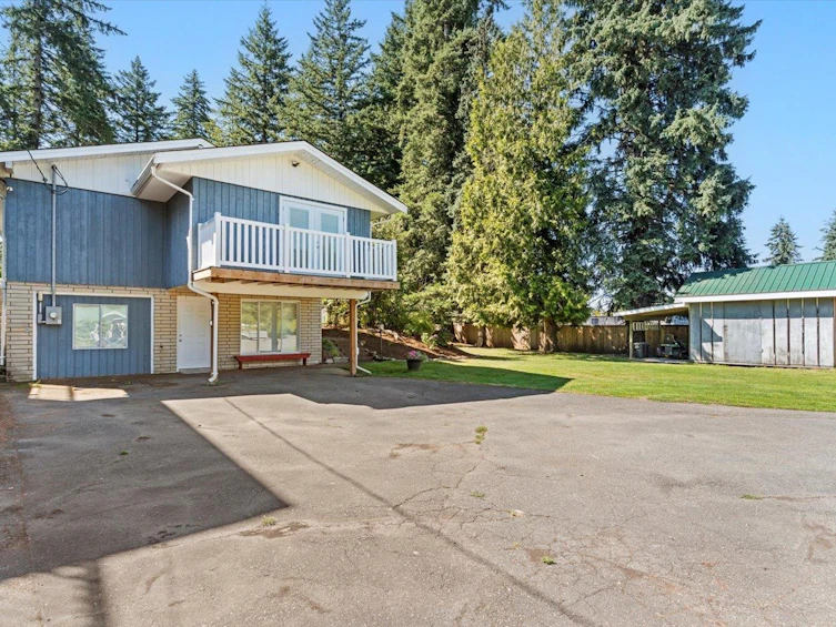 3164 Old Clayburn Road, Abbotsford, BC, V2S 4H3 - 6