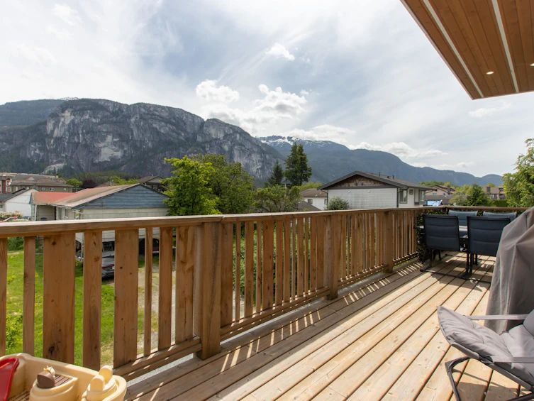 37992 Fifth Avenue, Squamish, BC, V8B 0B3 - 28