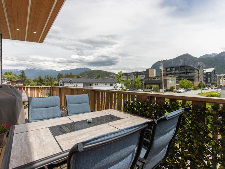 37992 Fifth Avenue, Squamish, BC, V8B 0B3 - 29