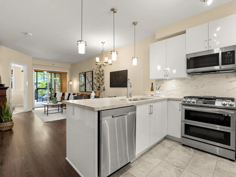 210-20376 86 Avenue, Langley, BC, V2Y 3P8 - 3
