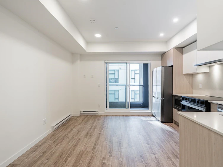 E302-10829 140 Street, Surrey, BC, V3R 0H4 - 7