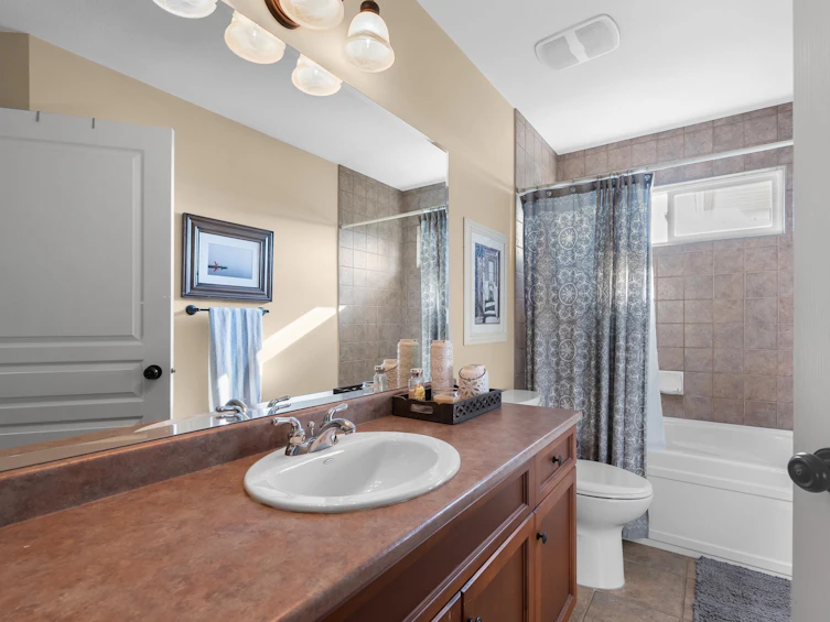 35179 Laburnum Avenue, Abbotsford, BC, V2S 8P3 - 26