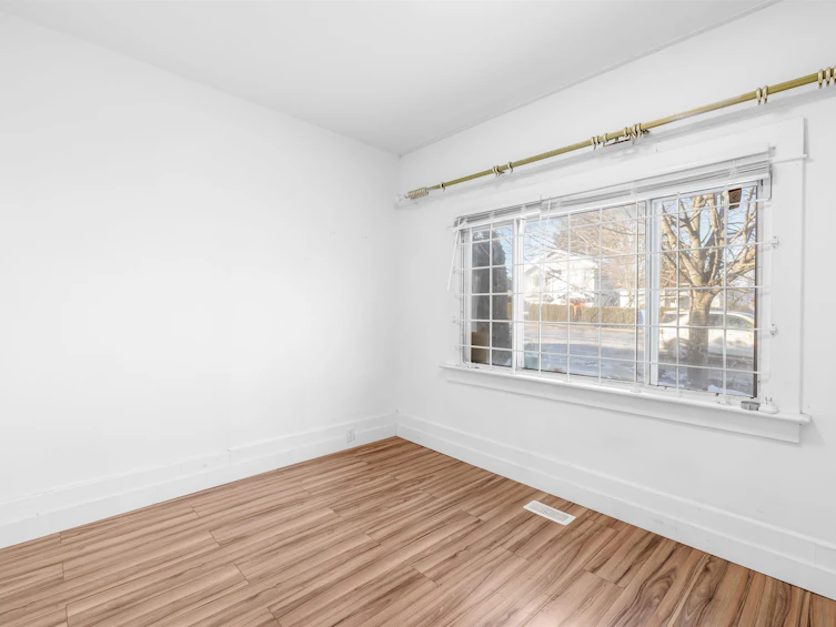 1722 E 41st Avenue, Vancouver, BC, V5P 1K6 - 19
