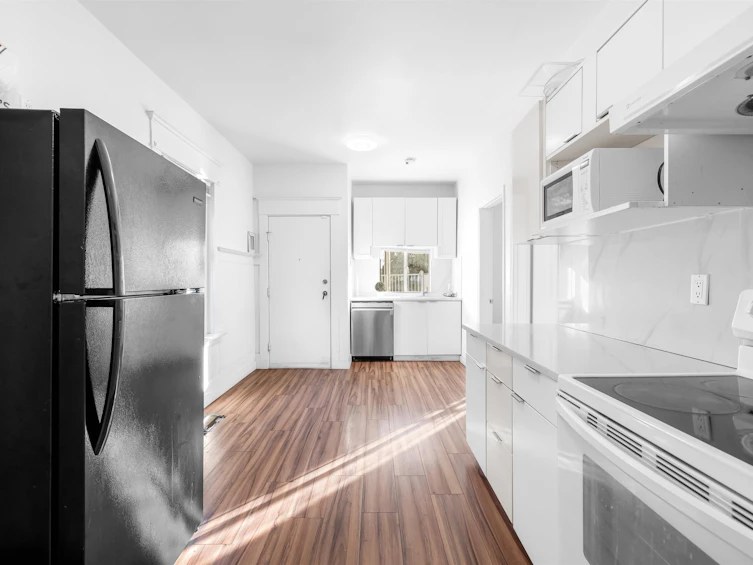 1722 E 41st Avenue, Vancouver, BC, V5P 1K6 - 10