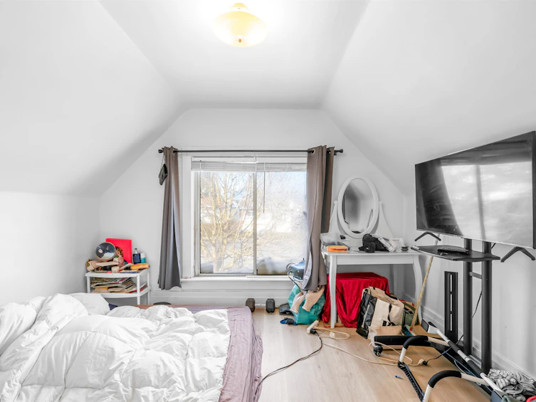 1722 E 41st Avenue, Vancouver, BC, V5P 1K6 - 27