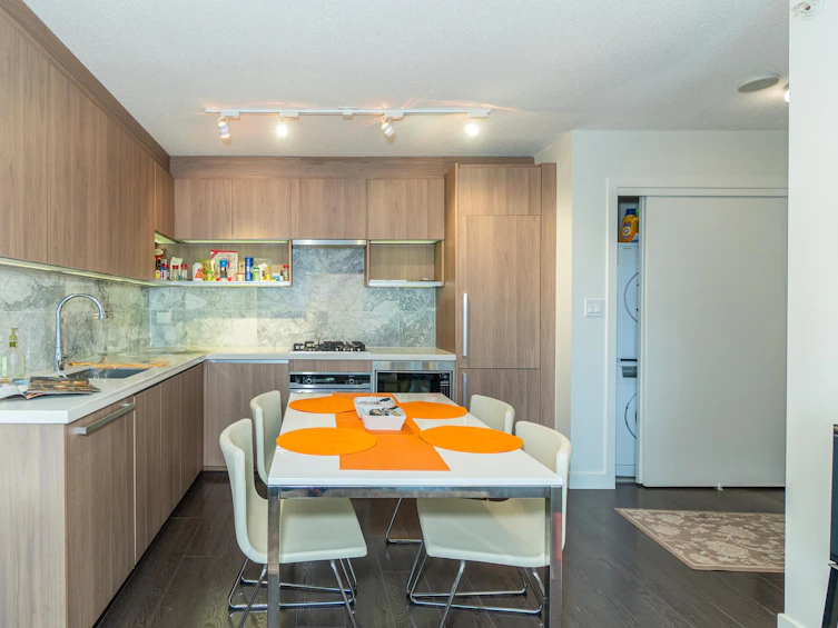 1915-13750 100 Avenue, Surrey, BC, V3T 0L3 - 5