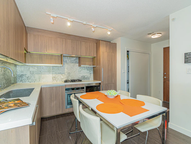 1915-13750 100 Avenue, Surrey, BC, V3T 0L3 - 7