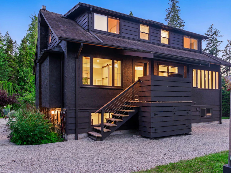 3514 Beach Avenue, Roberts Creek, BC, V0N 2W2 - 2